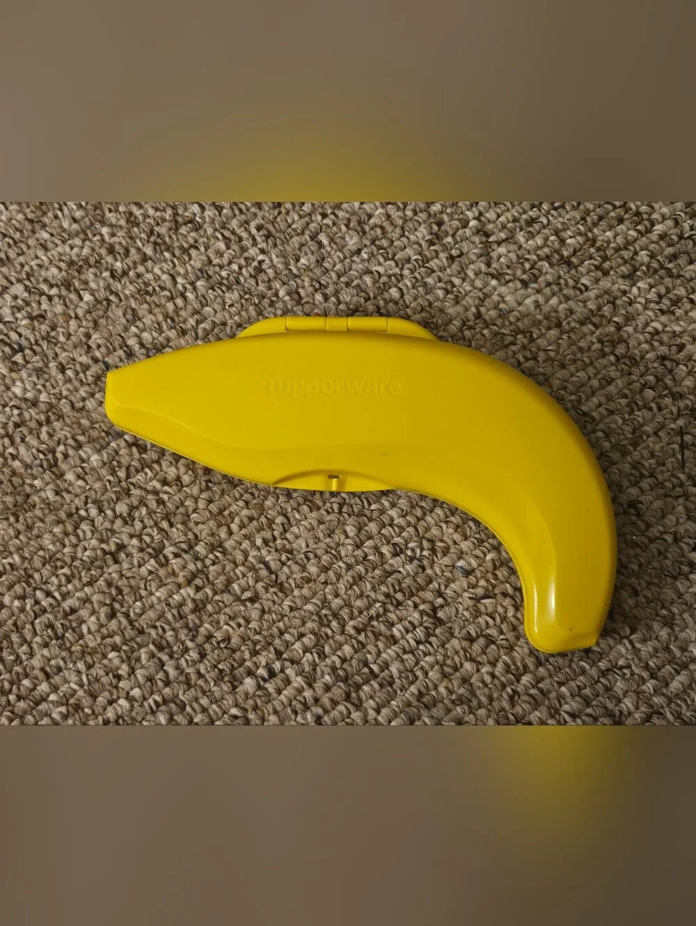 Tupperware Yellow Banana Holder